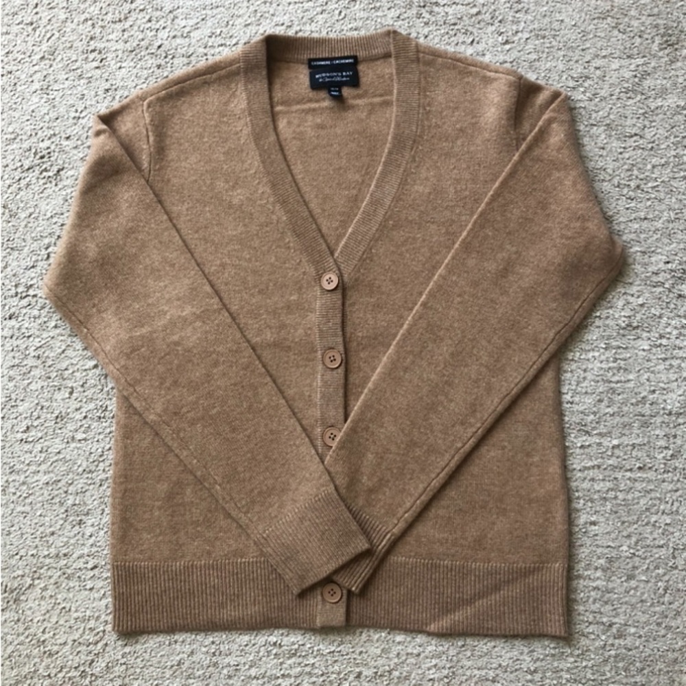 Hudson’s Bay Cashmere V- neck Cardigan.NWOT.